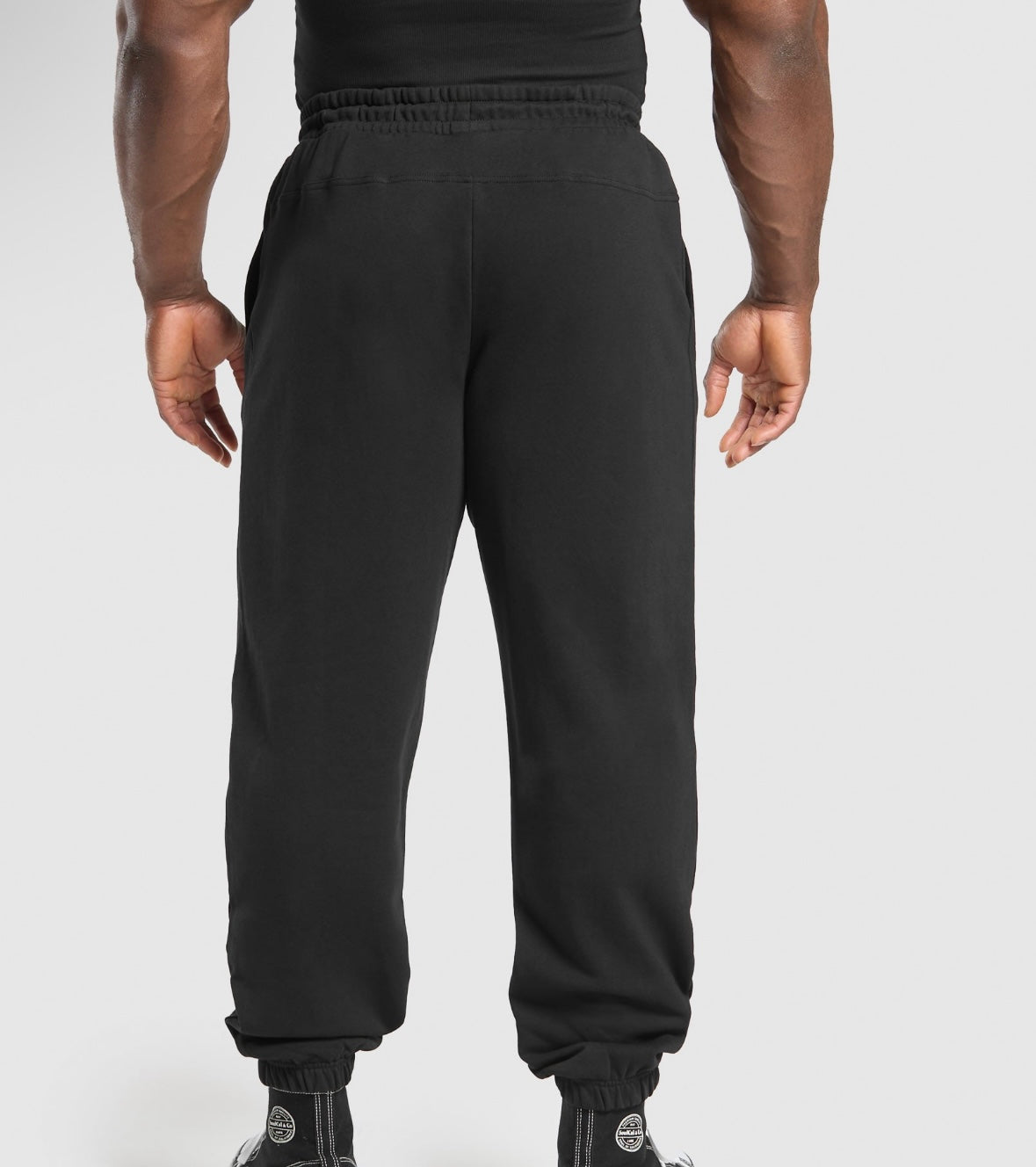 GLOBAL LIFTING OVERSIZED ESSENTIAL JOGGERS