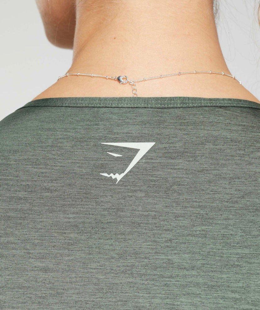 Crop Top Stitch Feature GYMSHARK